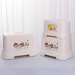 四季方凳（?。?/></a></div>
<div   id=